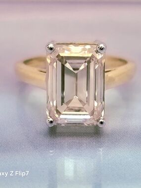 5.08 CT–18K Gold Lab Diamond Ring (IGI Certified) Fancy Pink